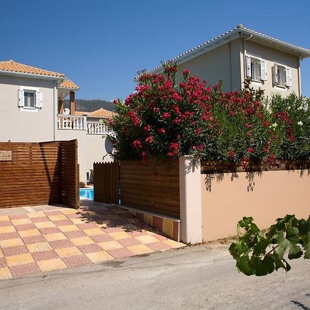 Le Torri Villas By Nidri Holiday Villas Exterior photo