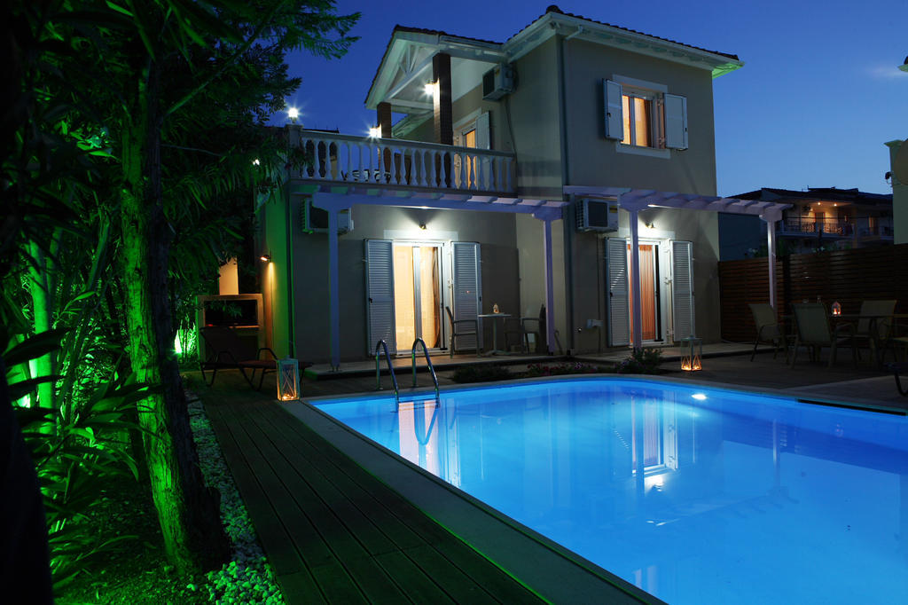 Le Torri Villas By Nidri Holiday Villas Exterior photo
